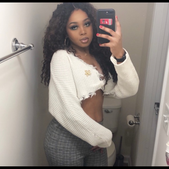 White fringe crop sweater - Picture 3 of 6